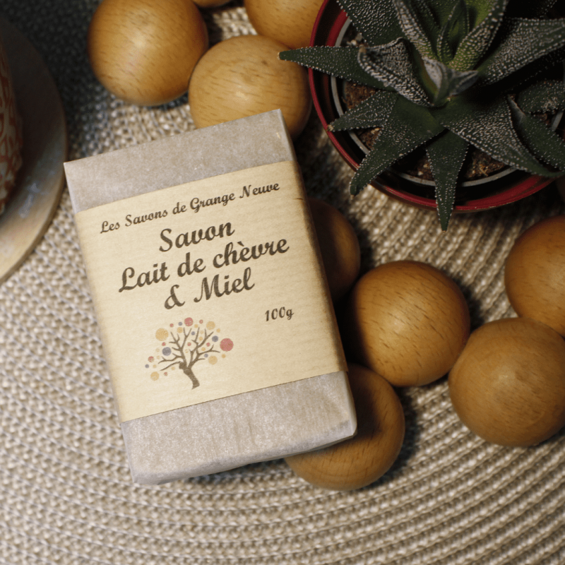 Savon artisanal et naturel au miel et au lait de chèvre (25%)